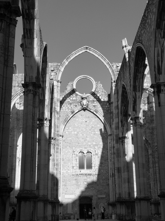 Eleonora Giorgi in convento