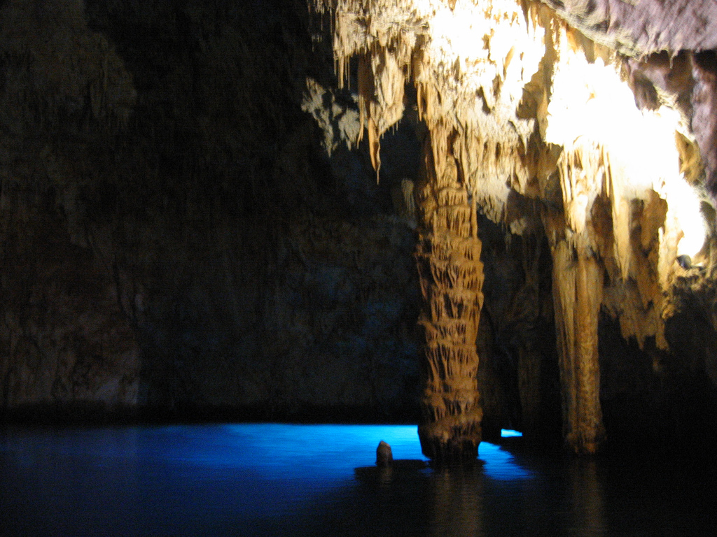 Cosa vedere sulla Costiera Amalfitana: la Grotta dello Smeraldo