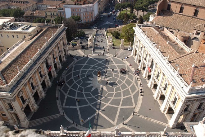 Piazza del Campidoglio: iniziano i lavori di manutenzione